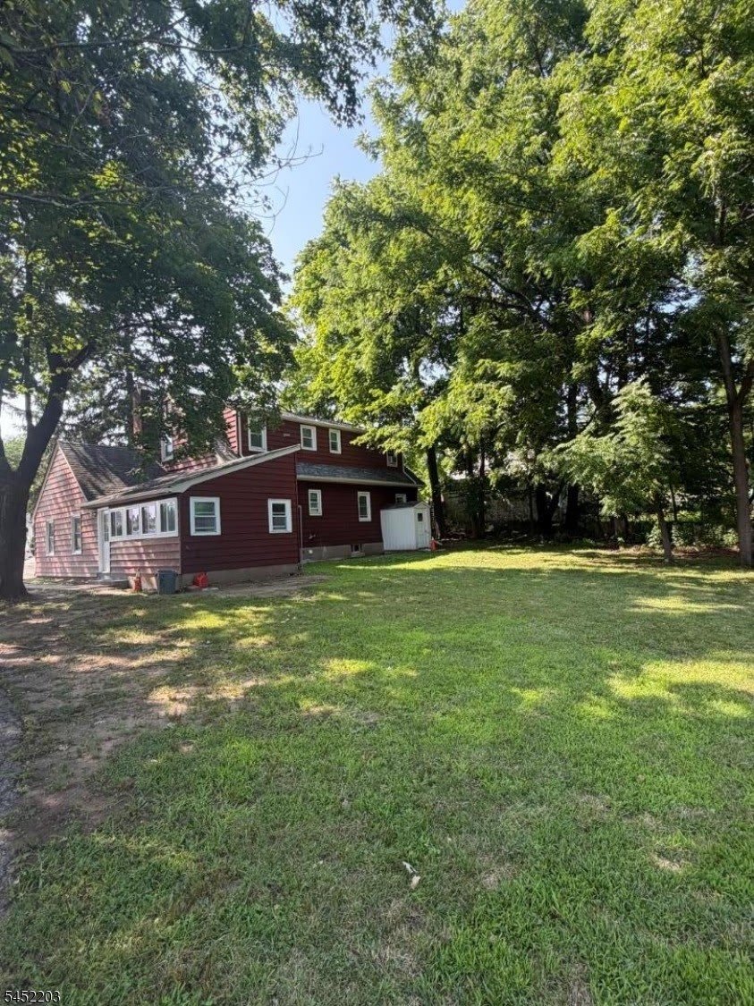 1016 Valley Rd – photo 2