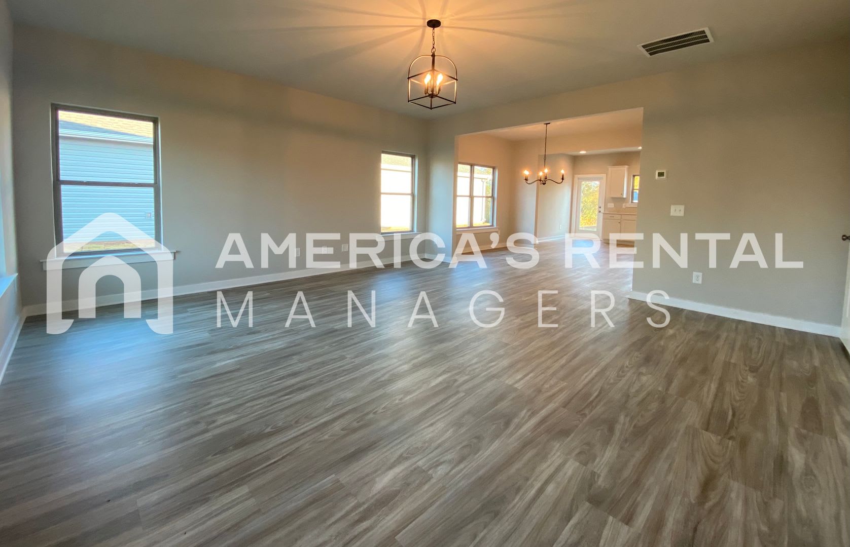 Home for Rent in Weaver AL! Available NOW!! – photo 3