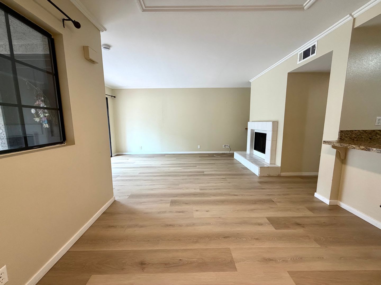 2b/2b Resort-Style Camarillo, Ponderosa Creek Condo – photo 4