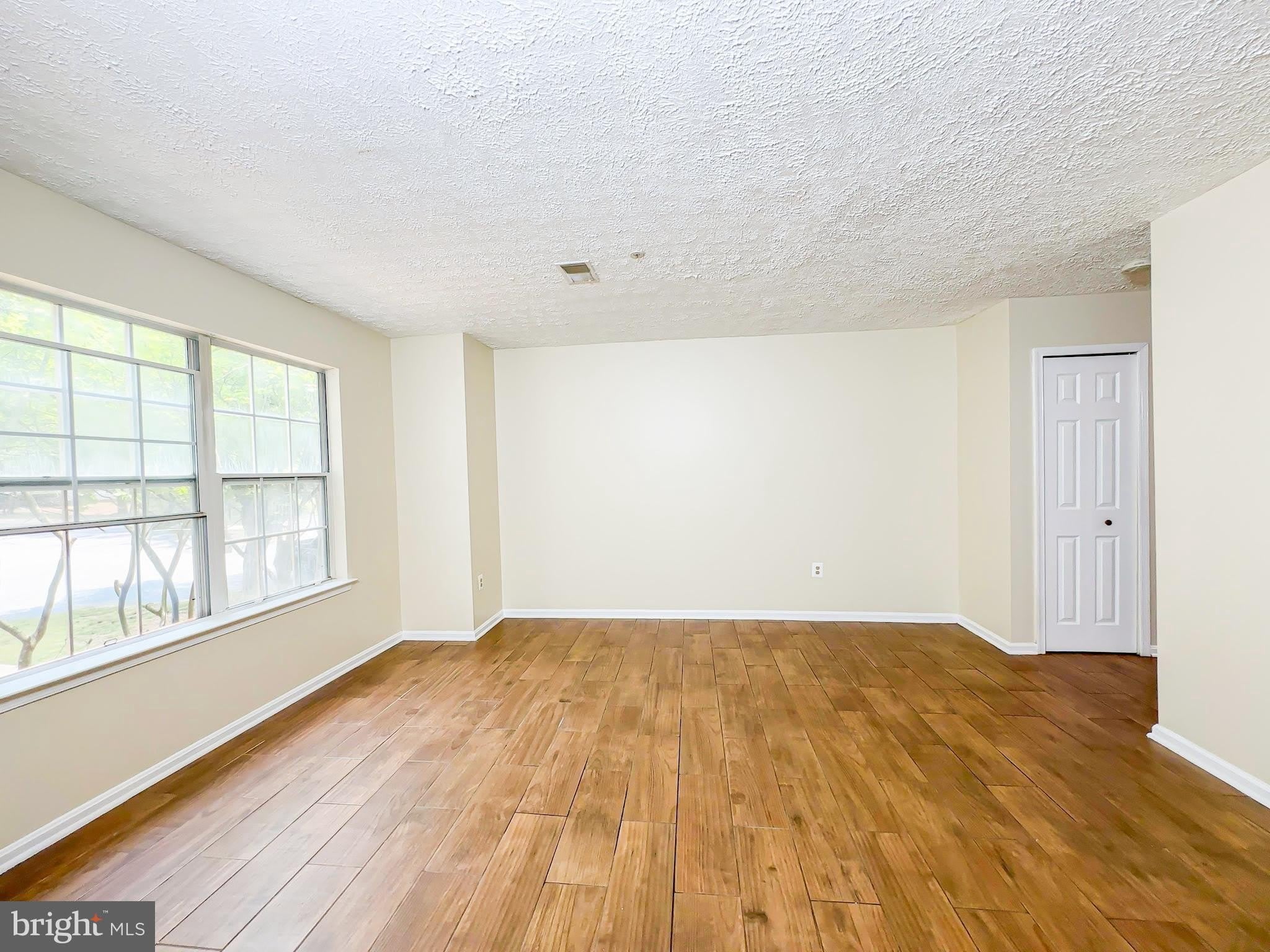 7218 MAHOGANY – photo 4