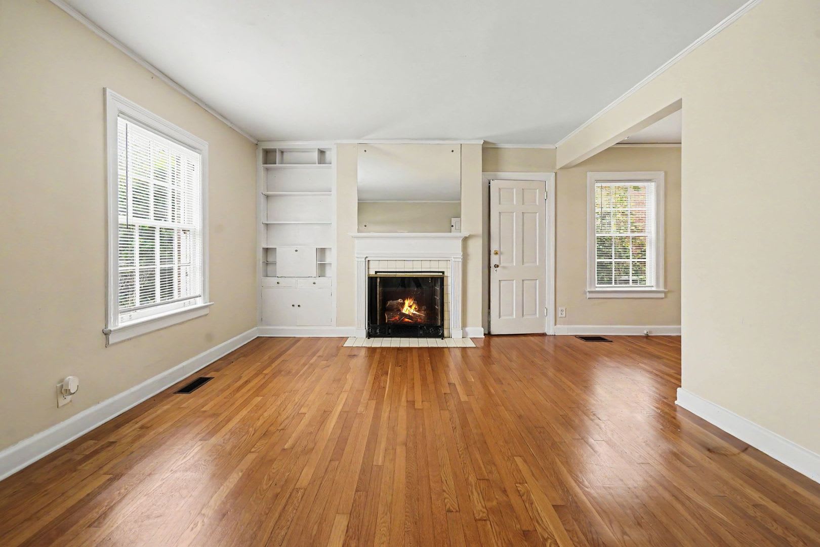 Great Emory Area Rental – photo 2