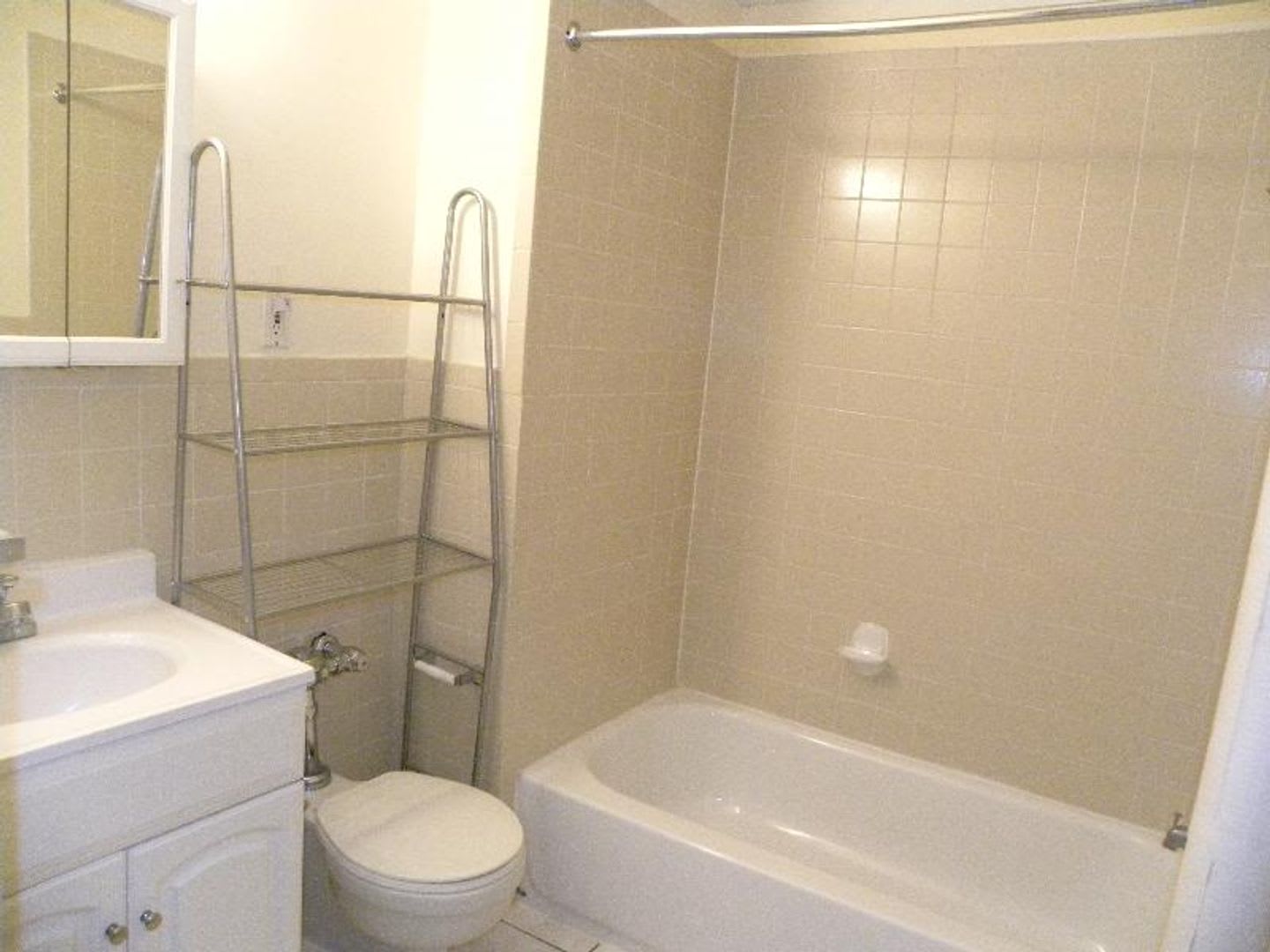 Nice studio in prime BU location – photo 5