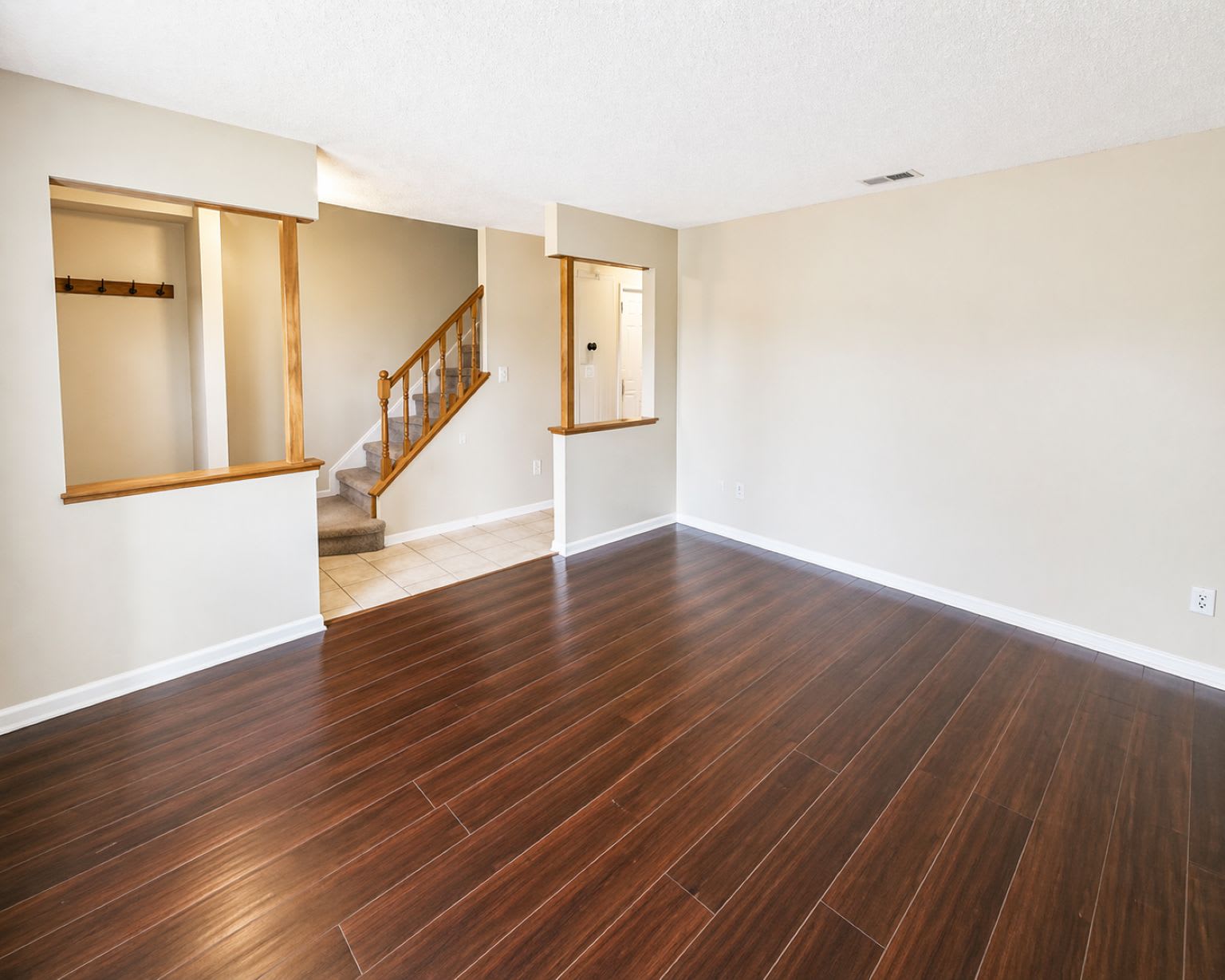 9456 Lexington CircleUnit D – photo 3