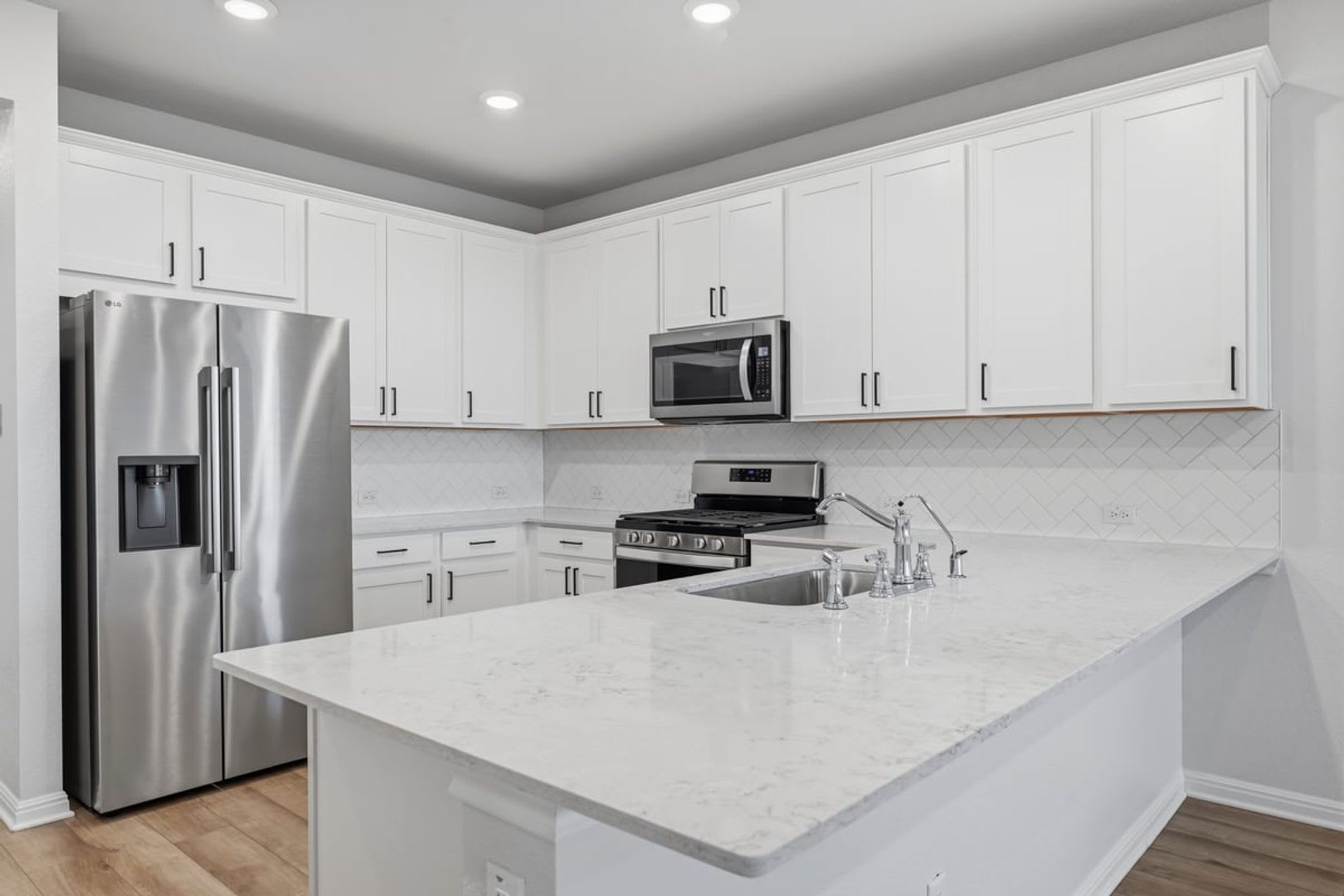 Space You’ll Love. Location You’ll Appreciate 4 bedroom -2 baths – photo 3