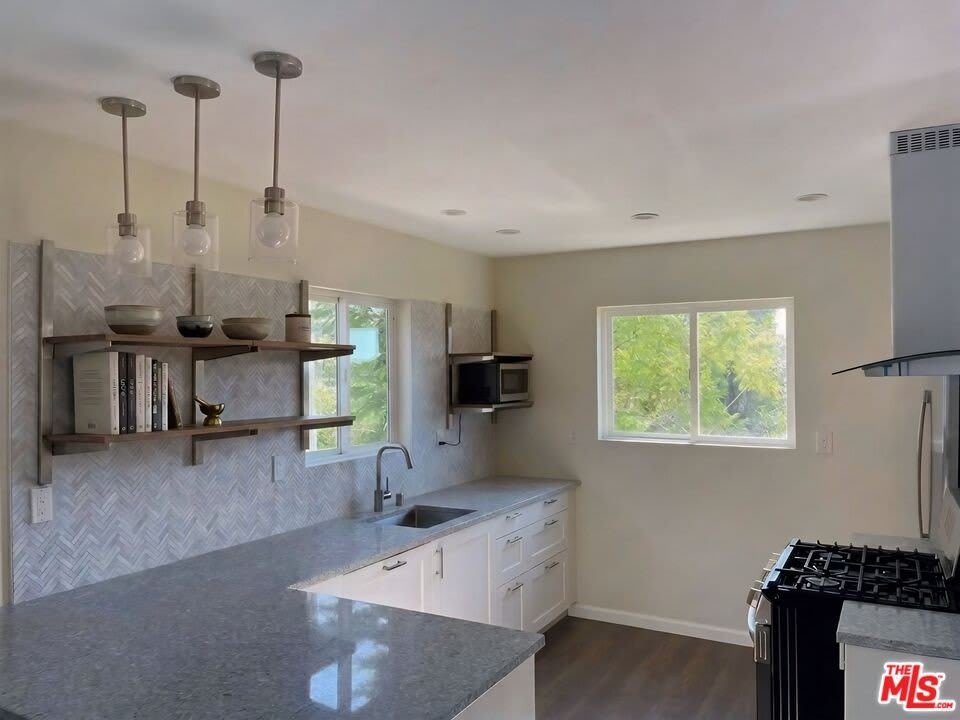 23749 B Canyon Dr – photo 3