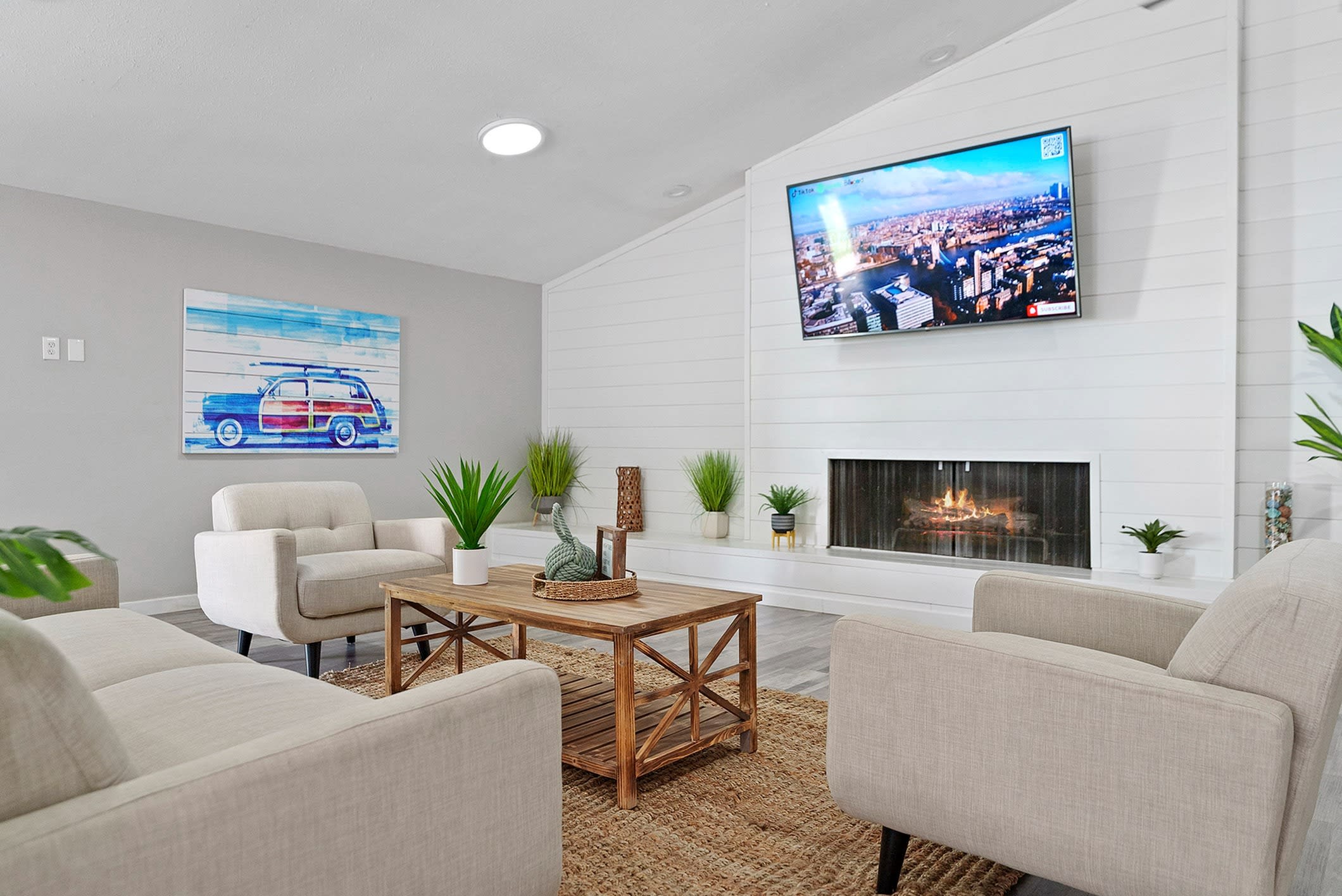 MadEry Apartments – photo 5