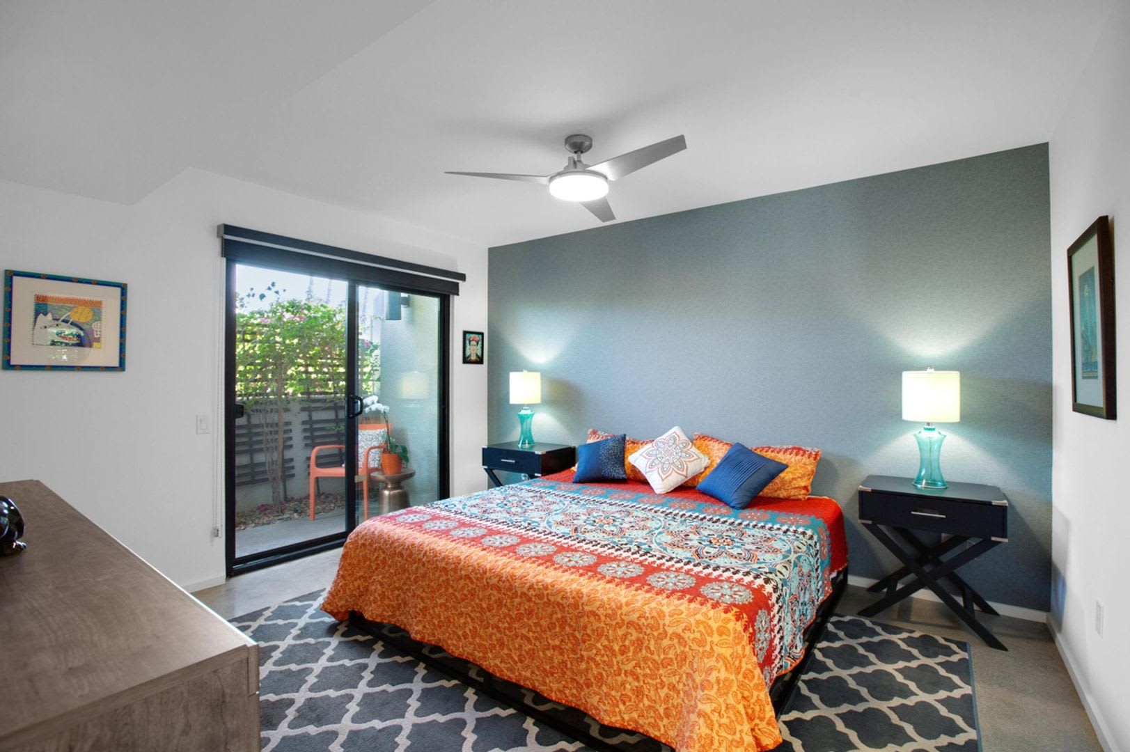 Stylish Ground-Floor Condo in Gated Palm Springs Community – photo 4