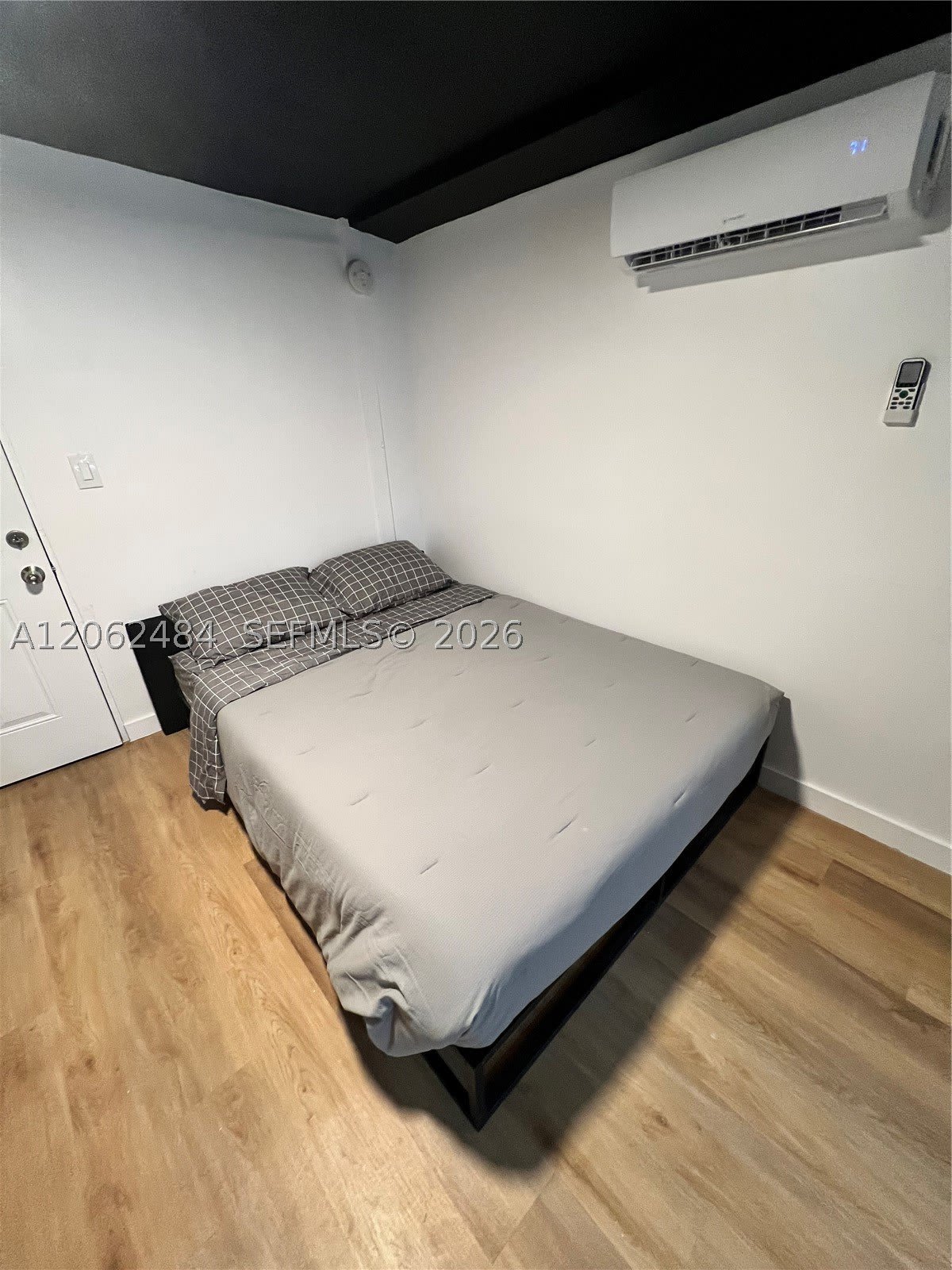 1337 NE 3rd Ave – photo 5