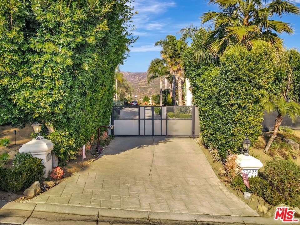 27425 Calicut Rd – photo 3