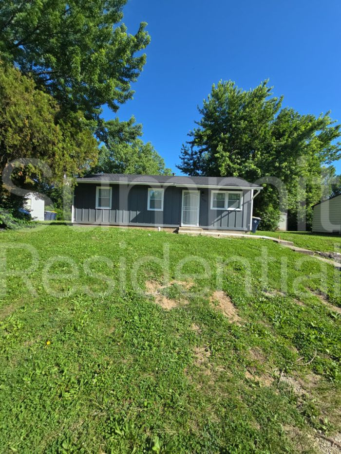 5707 East 40th Street – photo 1