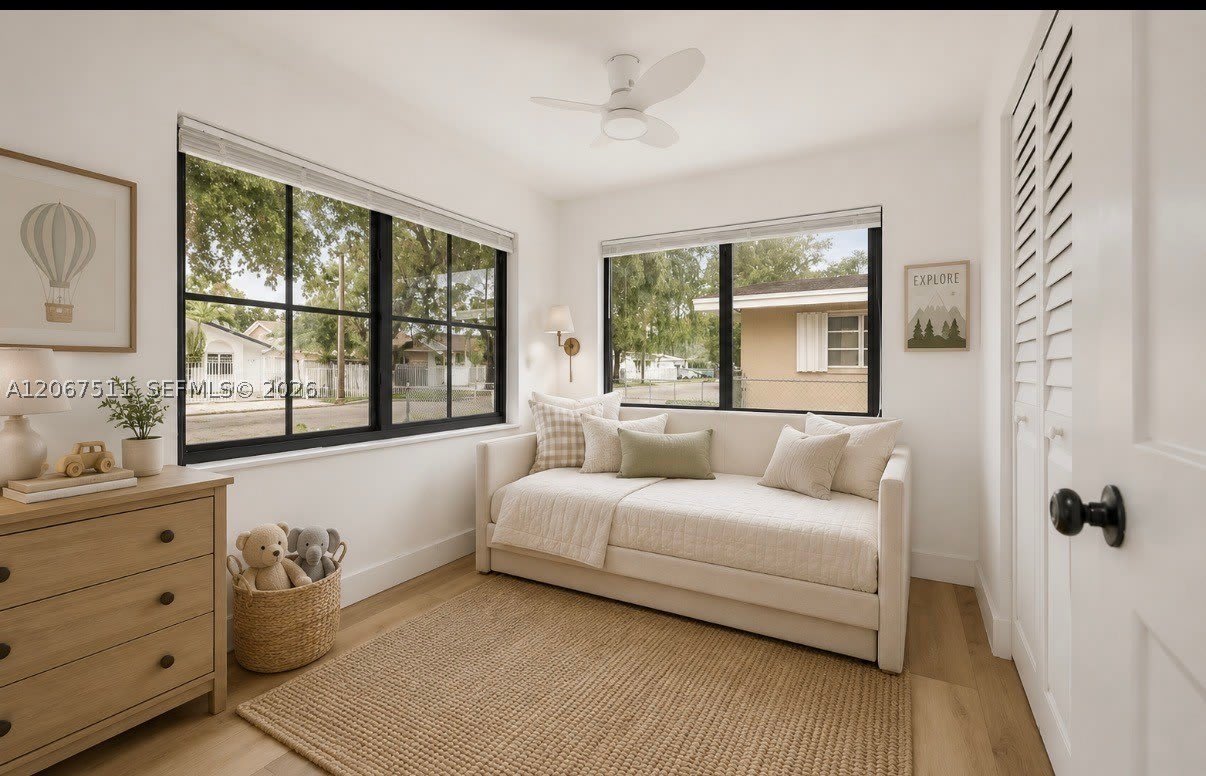 220 SW 32nd Ave – photo 5
