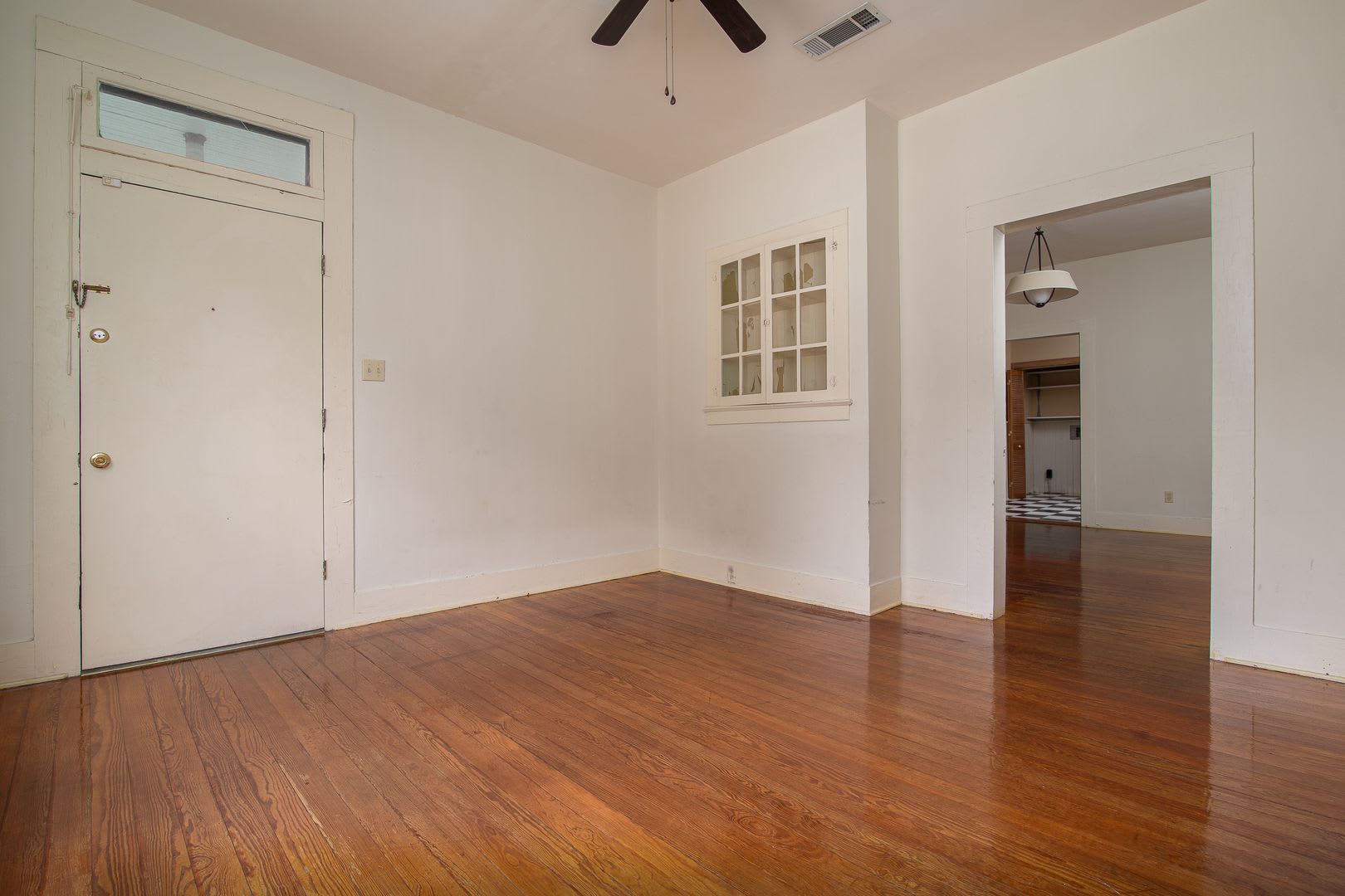 1211 Holly St 2/1 near downtown Alex – photo 4