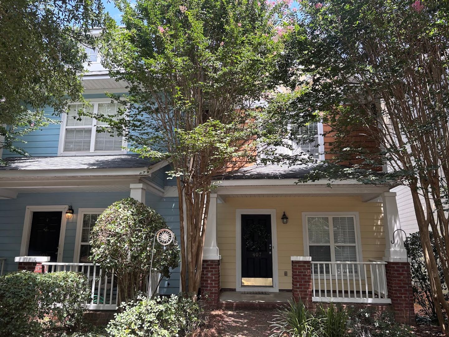 Townhouse in Hampton Forest – photo 1