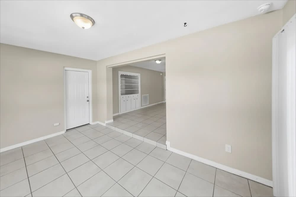 1064 Indian Rocks Rd S, Largo, Fl, 33770 – photo 4