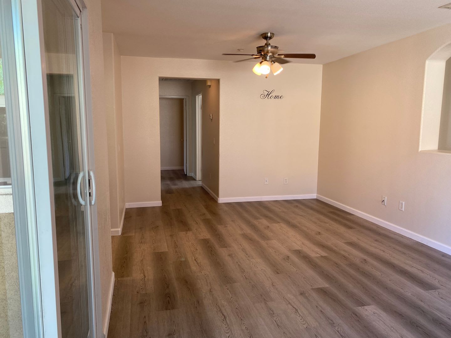 Updated Spacious 2 Bedroom 2 Bath Condo Community with Pool!!!! – photo 4
