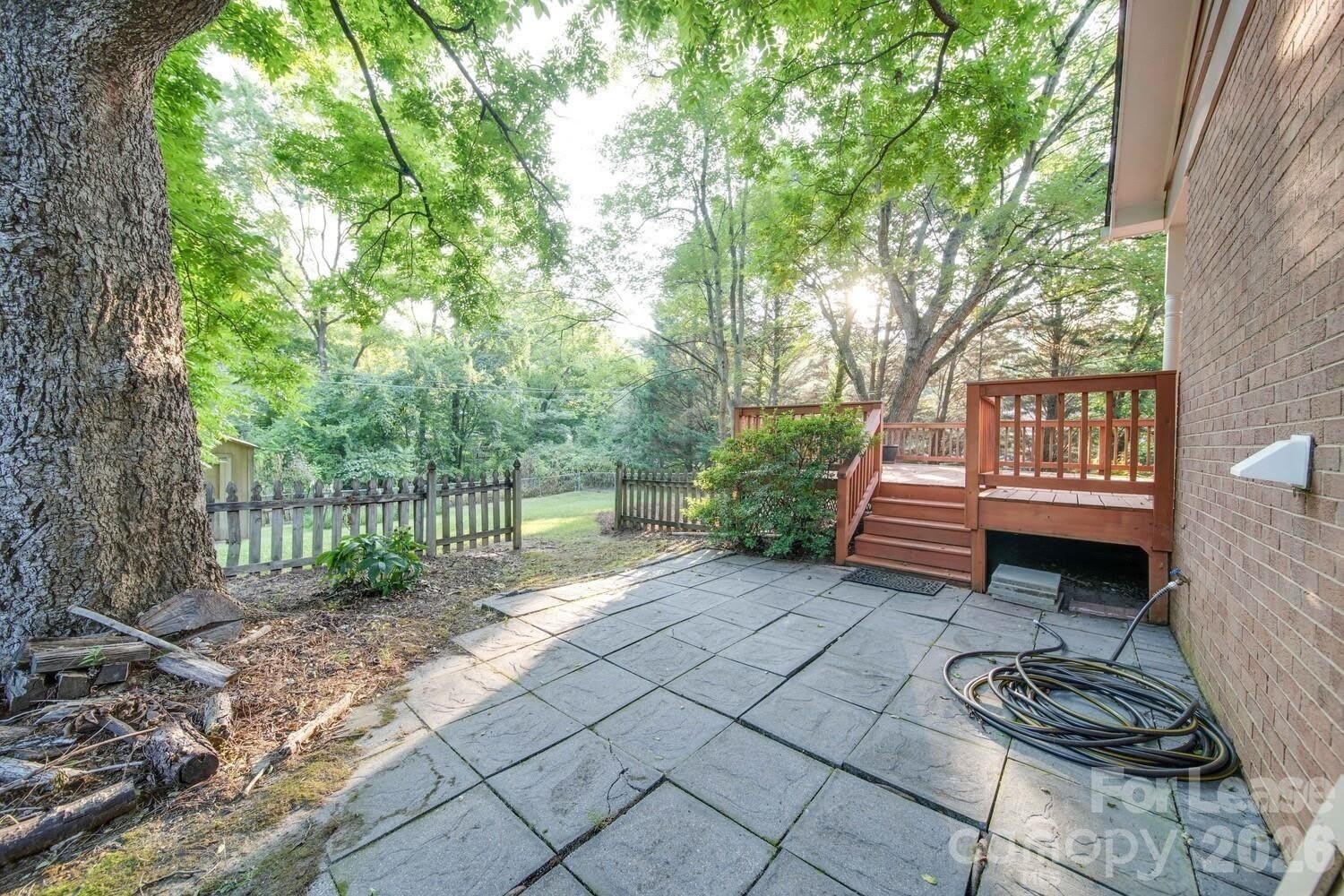 6700 Castlegate Drive – photo 3