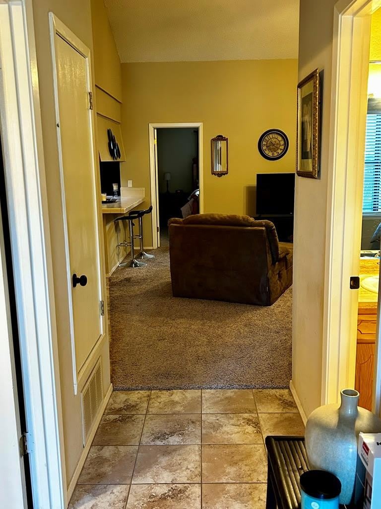 2237 Valleyview Boulevard – photo 3