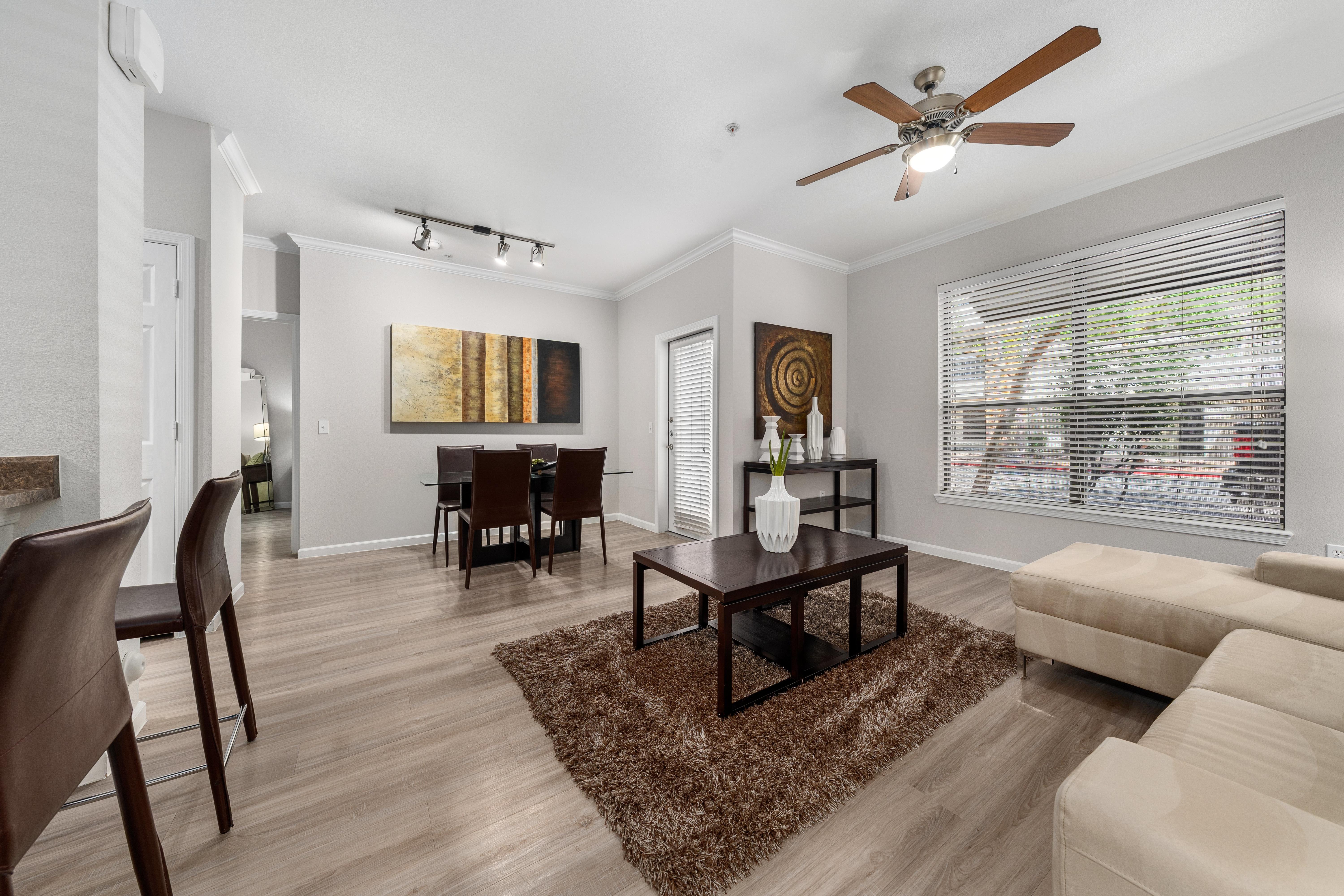 Residences at 4225 – photo 1