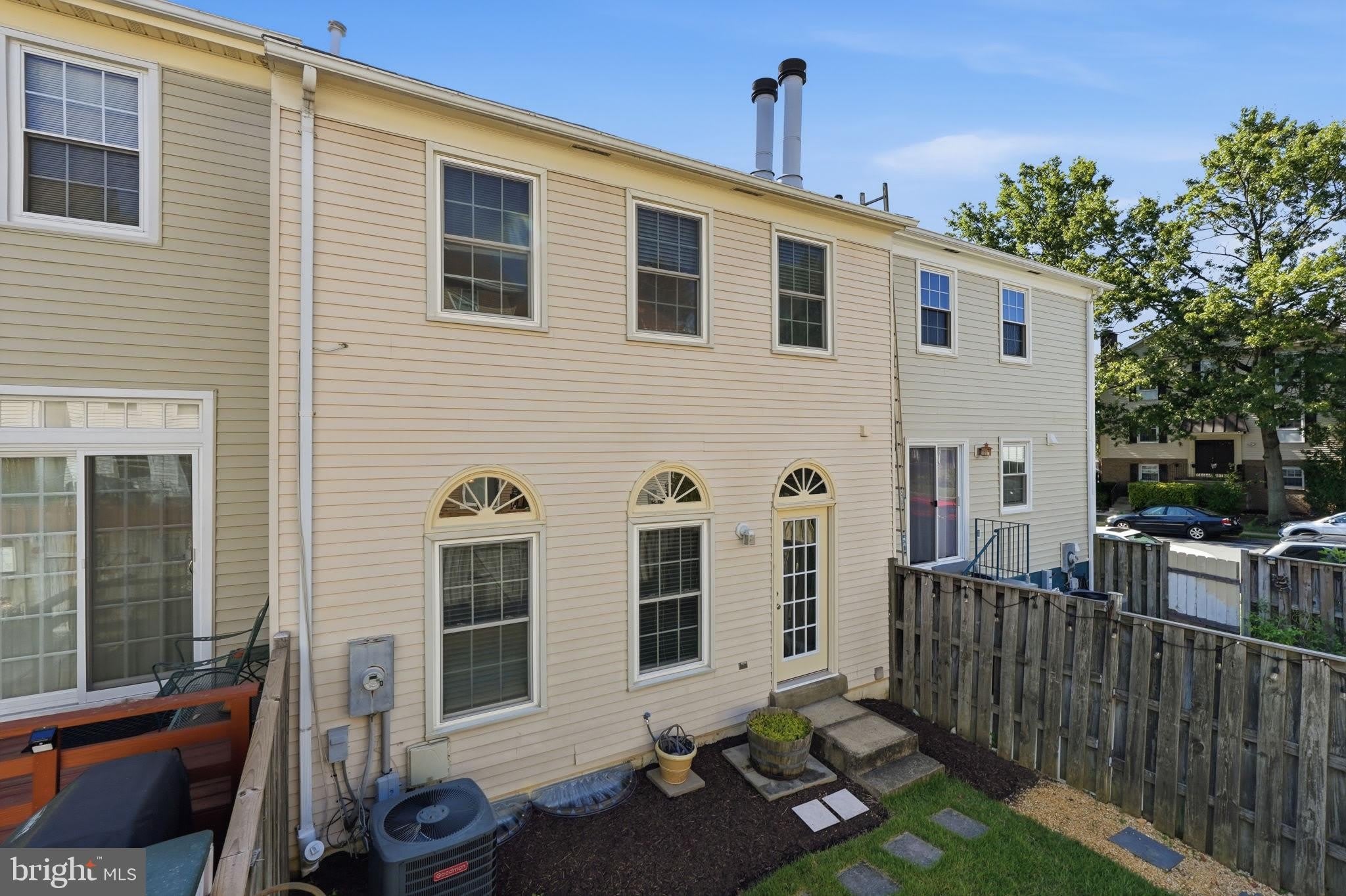 7978 REVENNA Lane – photo 4