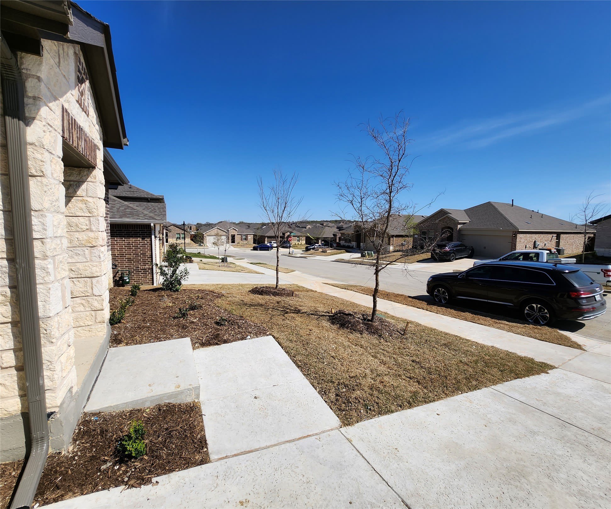 3812 Chalk hill Avenue – photo 4