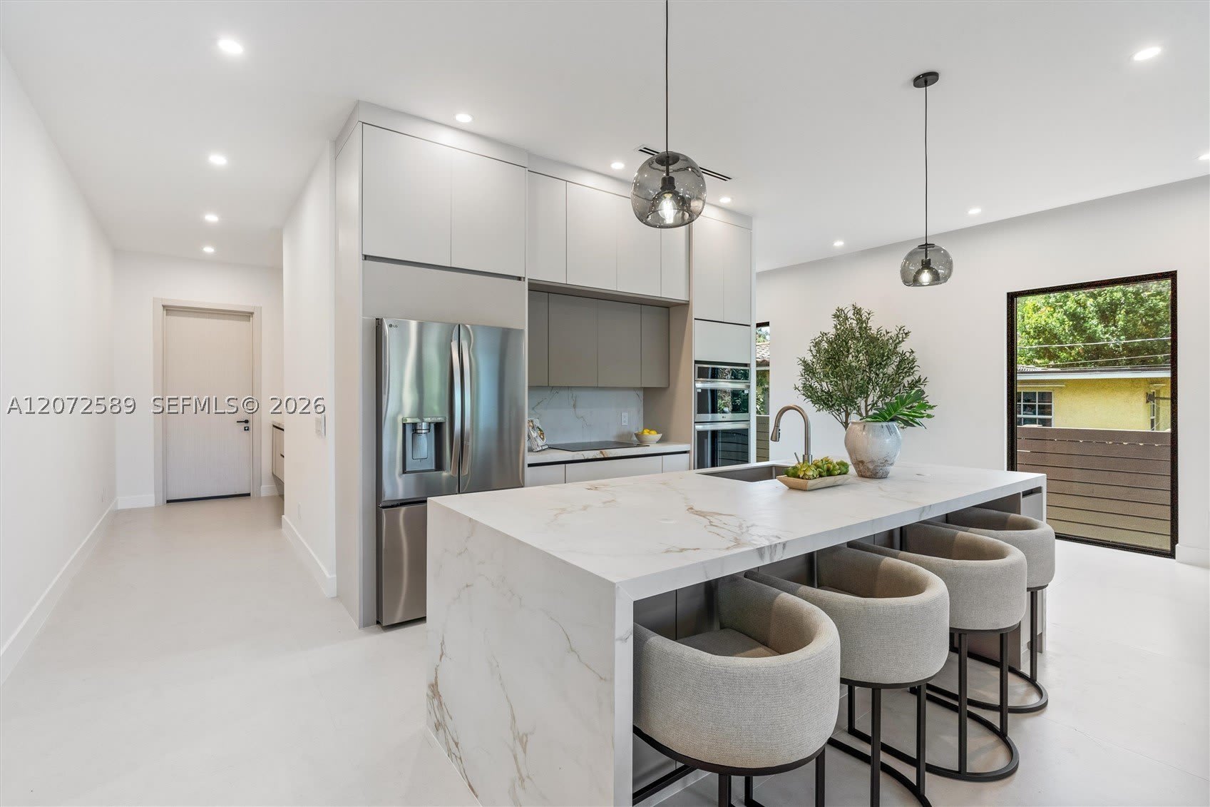 1319 NE 13th Ave – photo 5