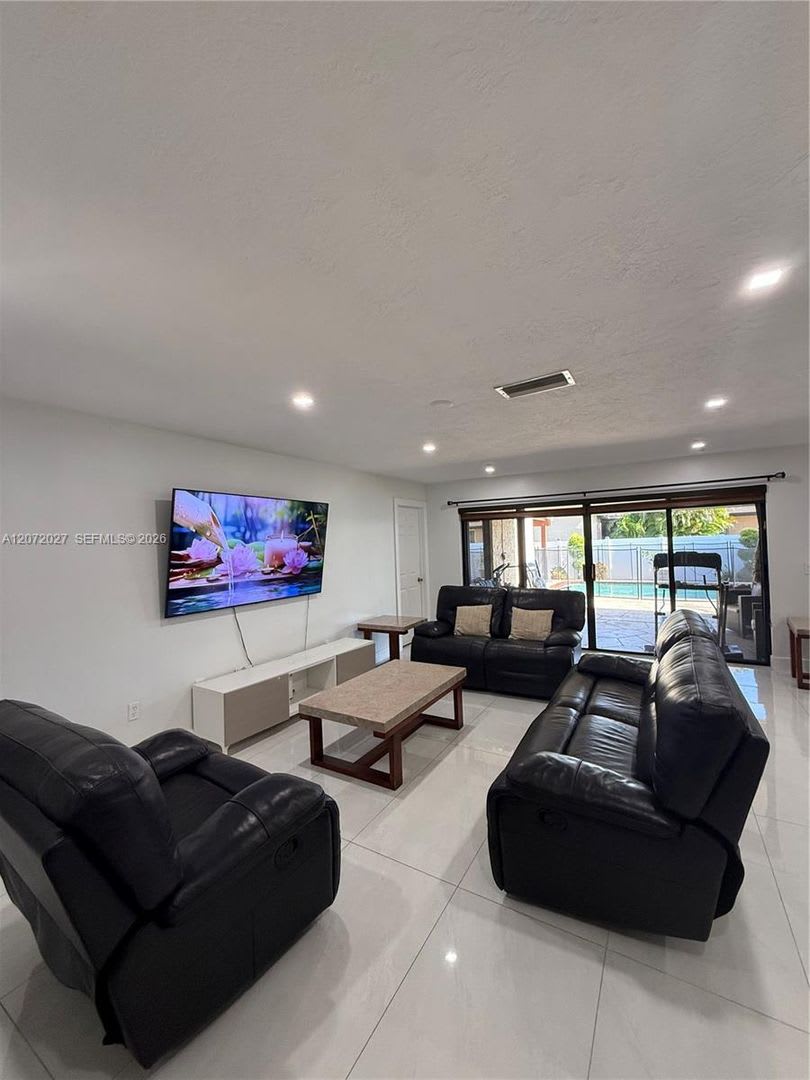11450 NW 30th Place, Sunrise, FL 33323 – photo 5