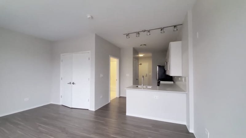 801 W Adams St – photo 1