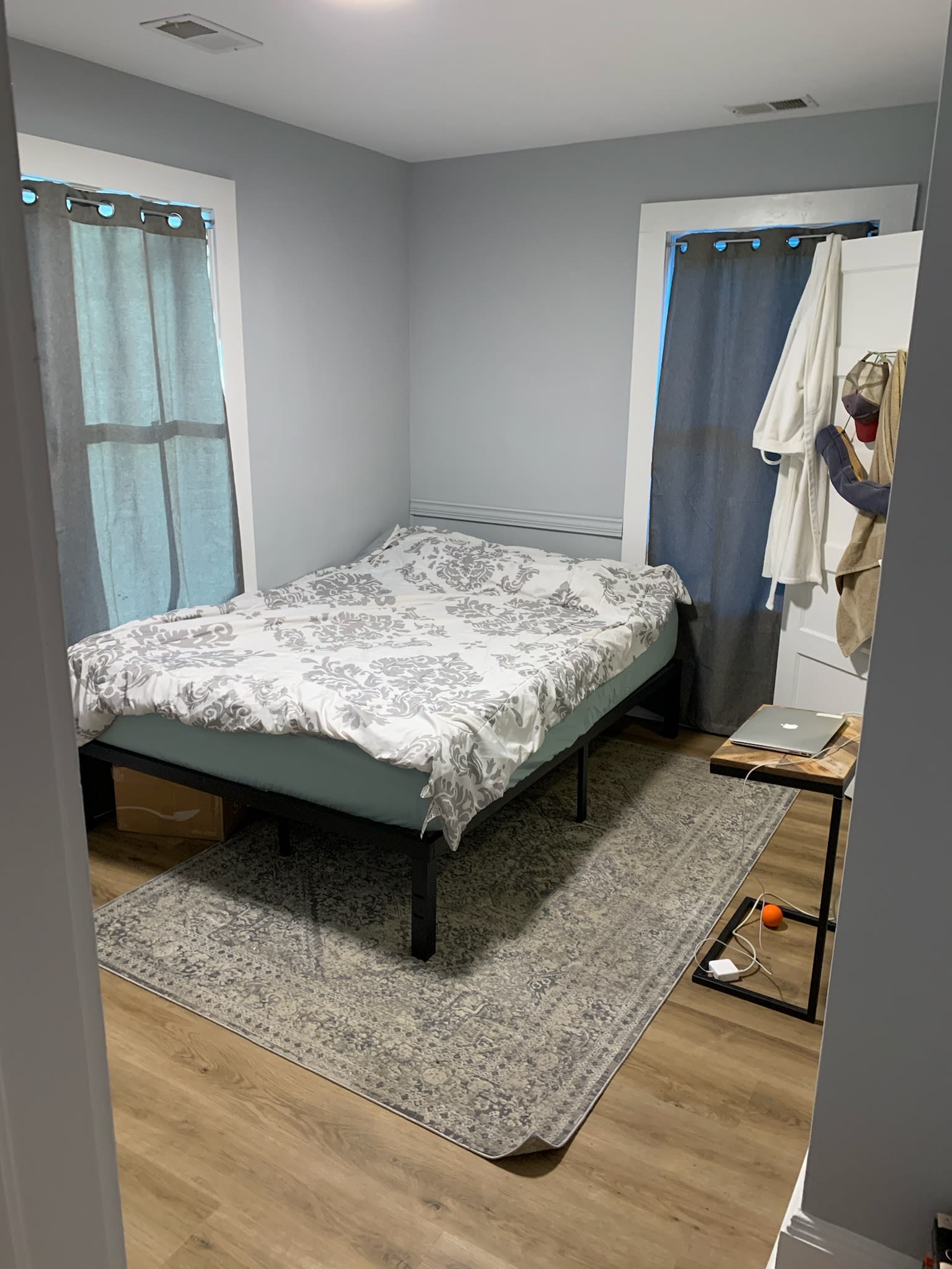 245 East Vermont Avenue – photo 4