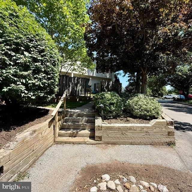 297 Summit House – photo 3