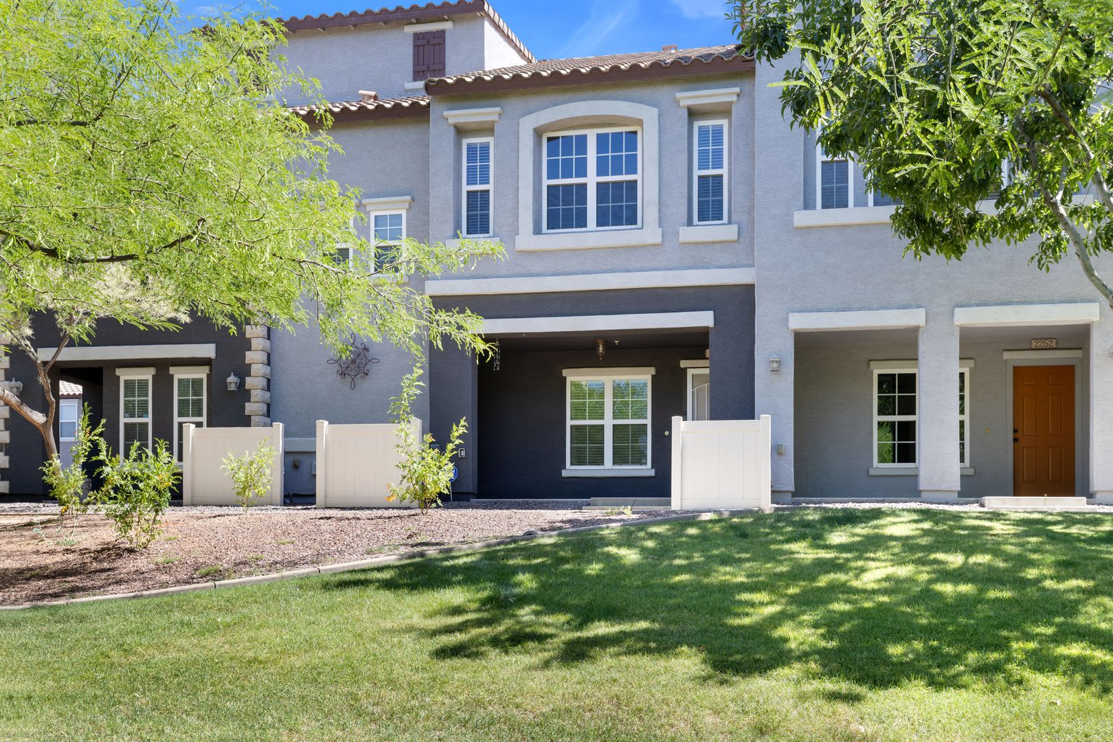 Cute one bedroom townhome! – photo 2