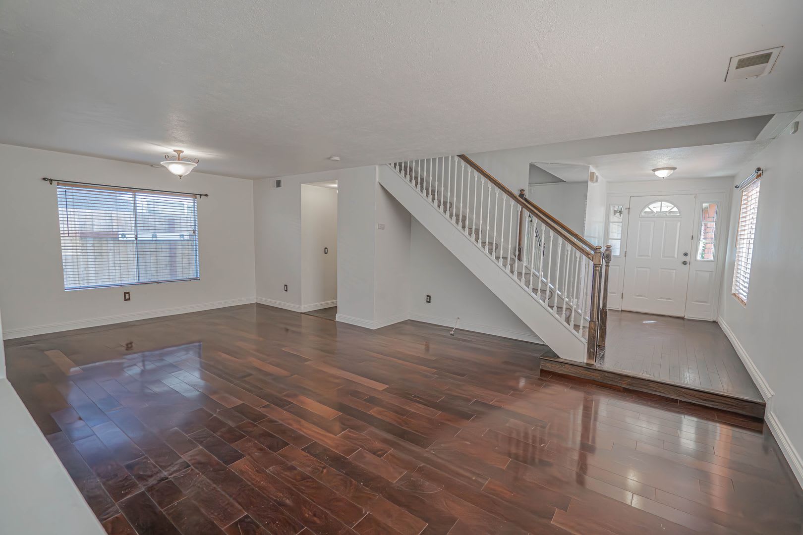Coming Soon Pacific Grove Home For Rent In Canyon Country – photo 2