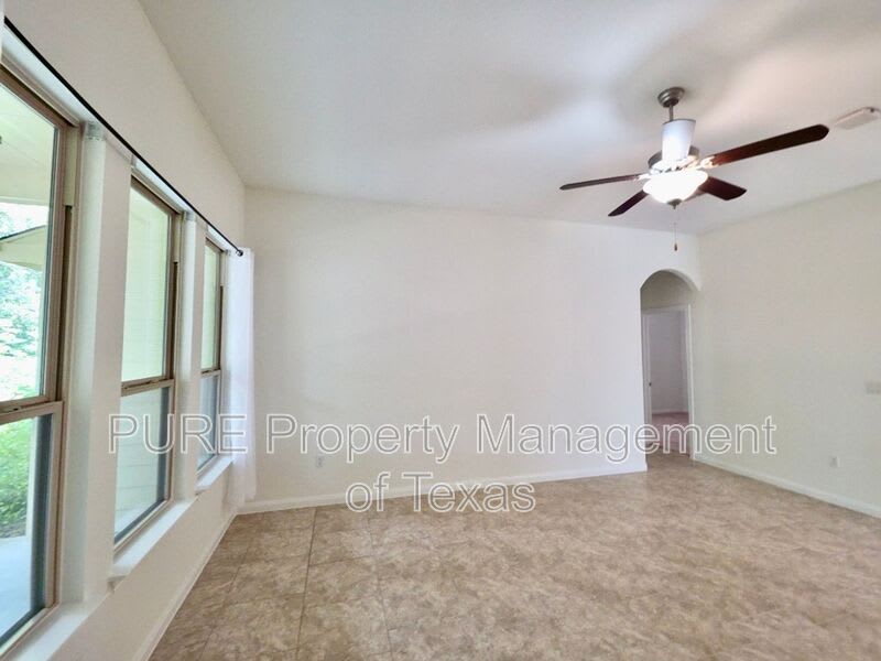 615 Linares Ln – photo 5