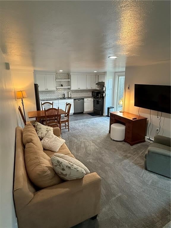 16 Dudley Avenue – photo 5