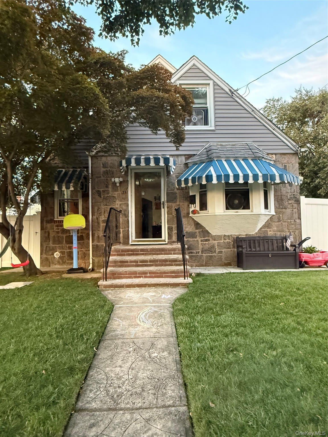 71 Ribbon Street – photo 2