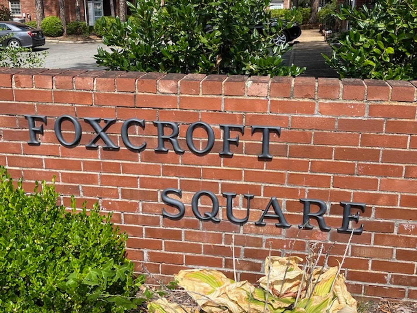 Elegant Colonial Style 2 Bedroom 2 And A Half Bathroom Townhome In Little Rock – photo 2