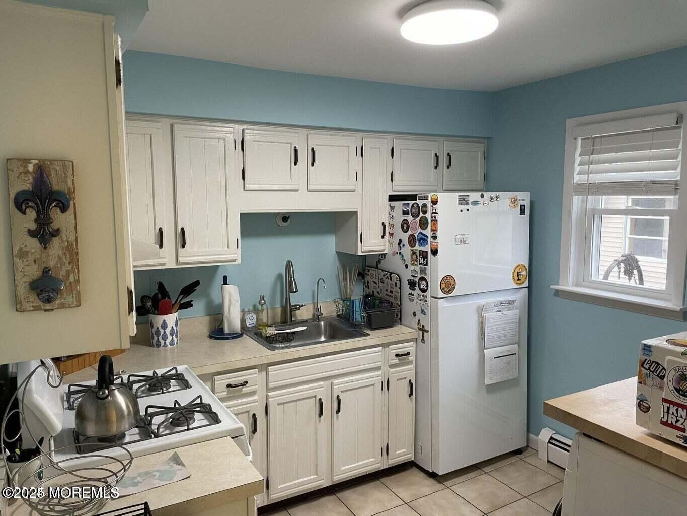 711 Beach Avenue – photo 5