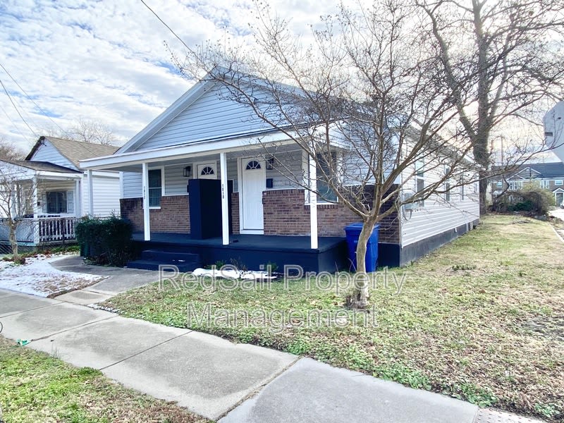 1010 36th St – photo 2