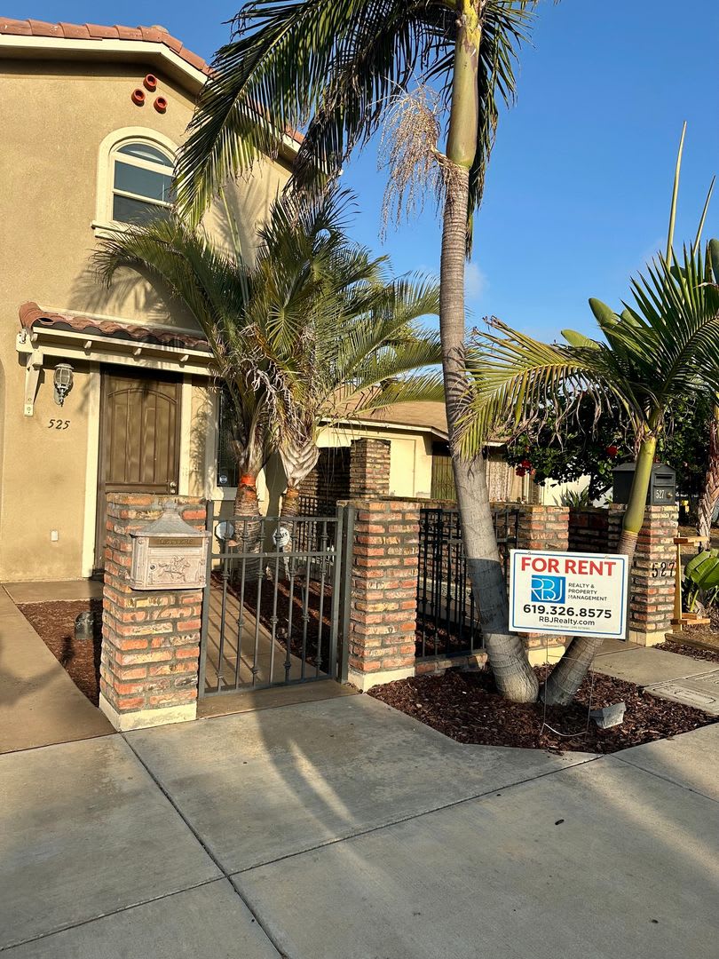 Huge Bay Front 3 Bed 2 5 Bath – photo 3