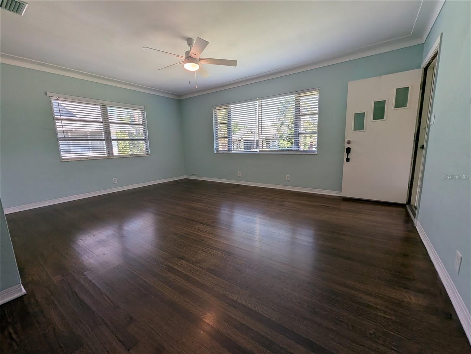 208 12Th Avenue N – photo 5