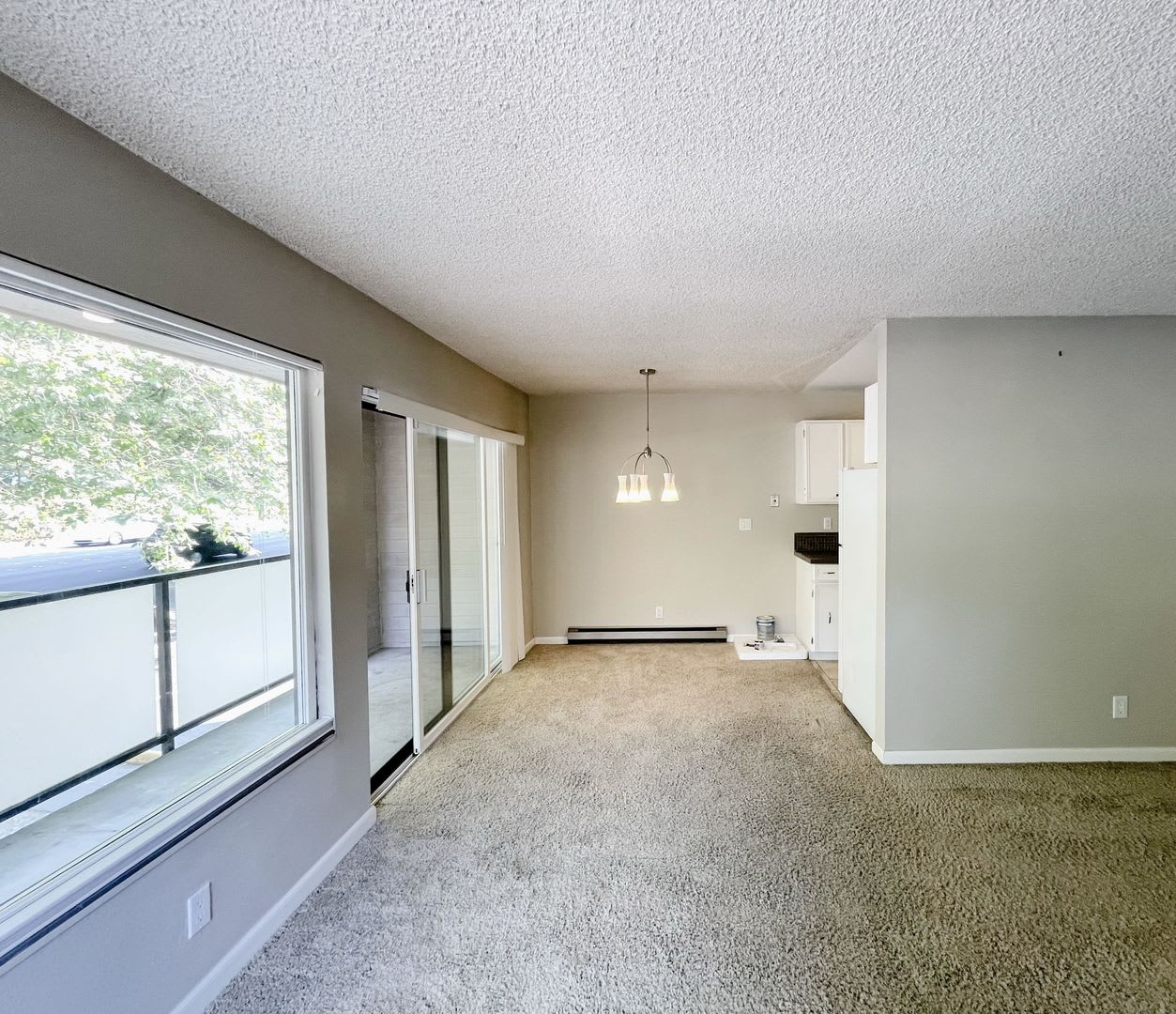 Prime Bellevue Way Location – Brookside Condos! – photo 2