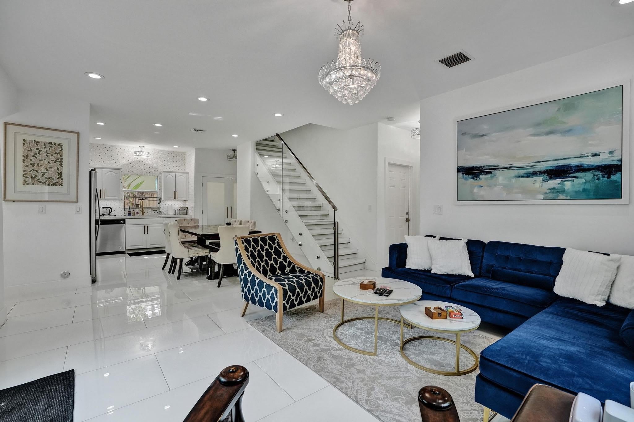 833 SW 17th Street – photo 1