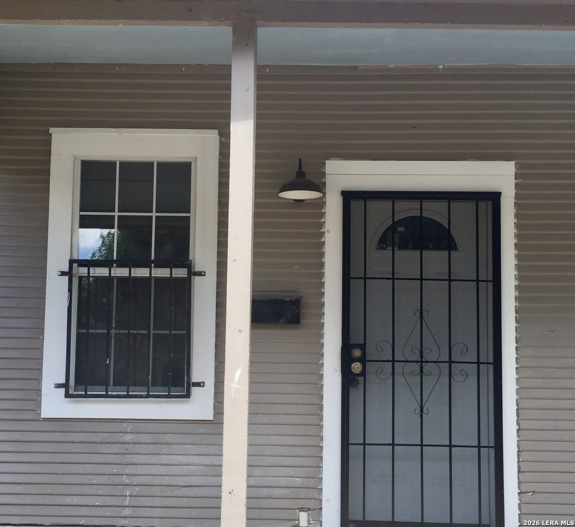 2011 S San Jacinto St. – photo 2