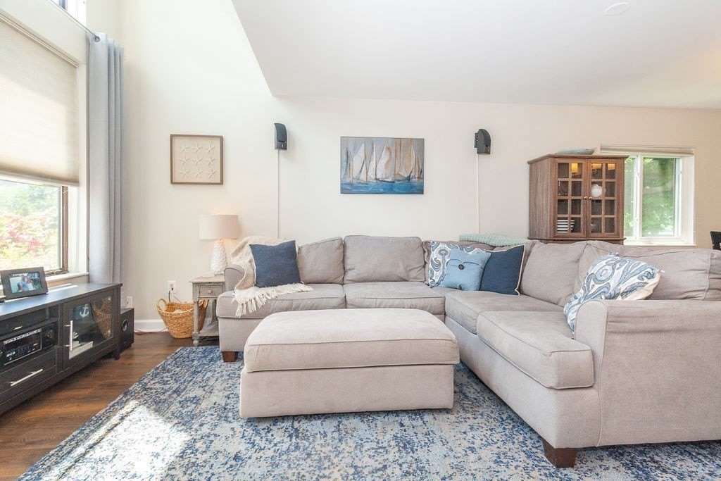 129 Governor Winthrop Rd – photo 5