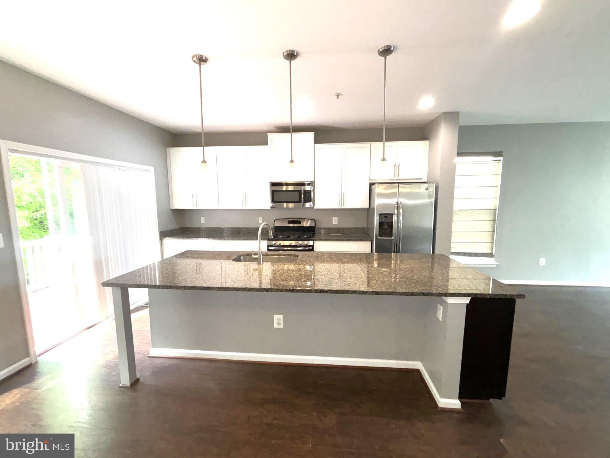 22410 GLENBOW Way – photo 3