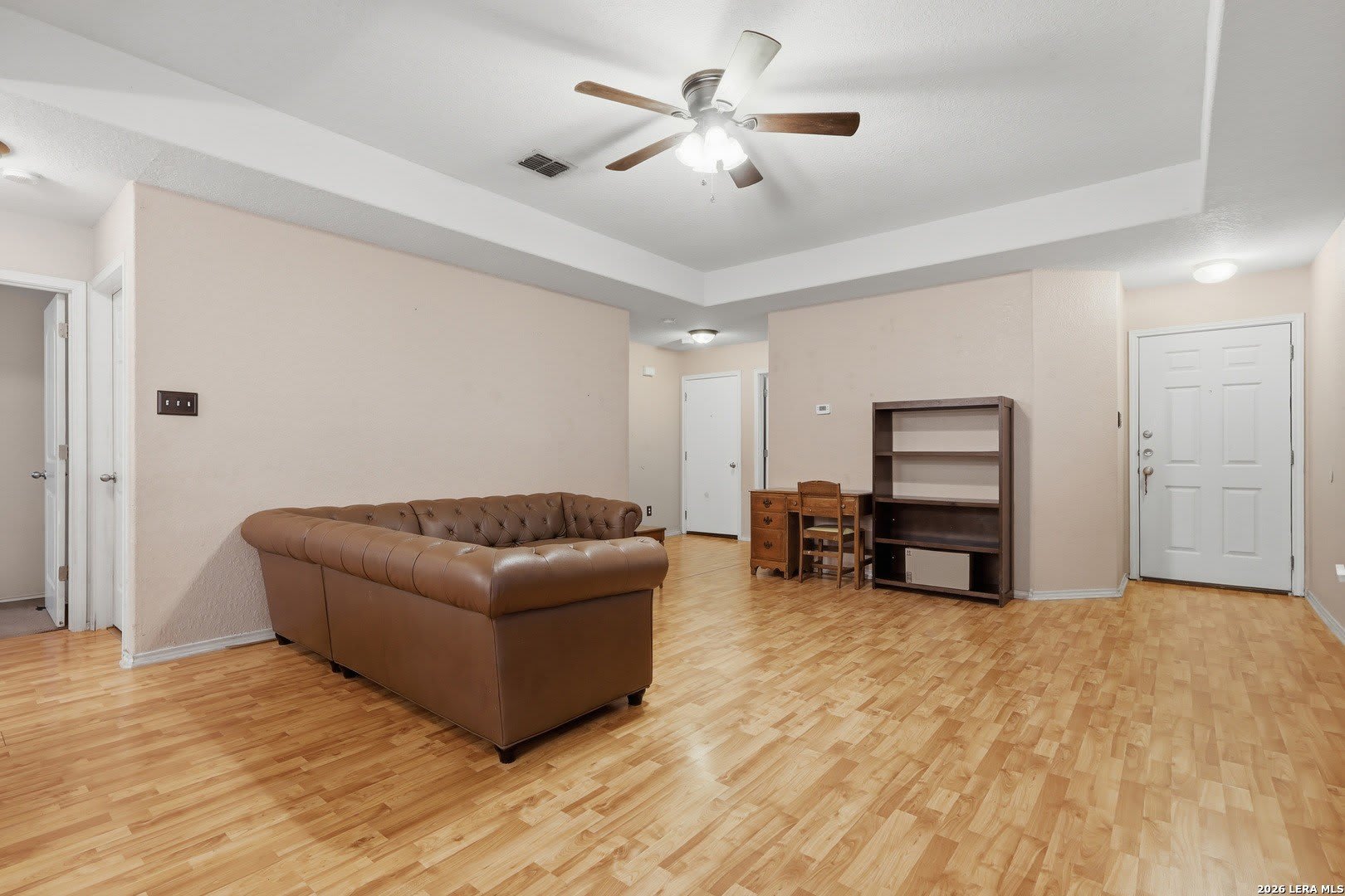 9014 LAGUNA FLS – photo 4