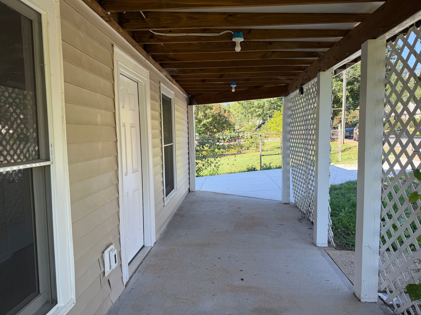 908 Rives Street – photo 5