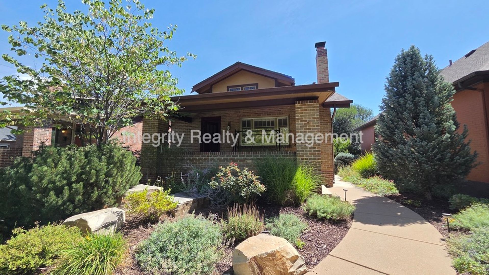 2 Bed 1 Bath 870 Sqft 808 S Grant St – photo 1