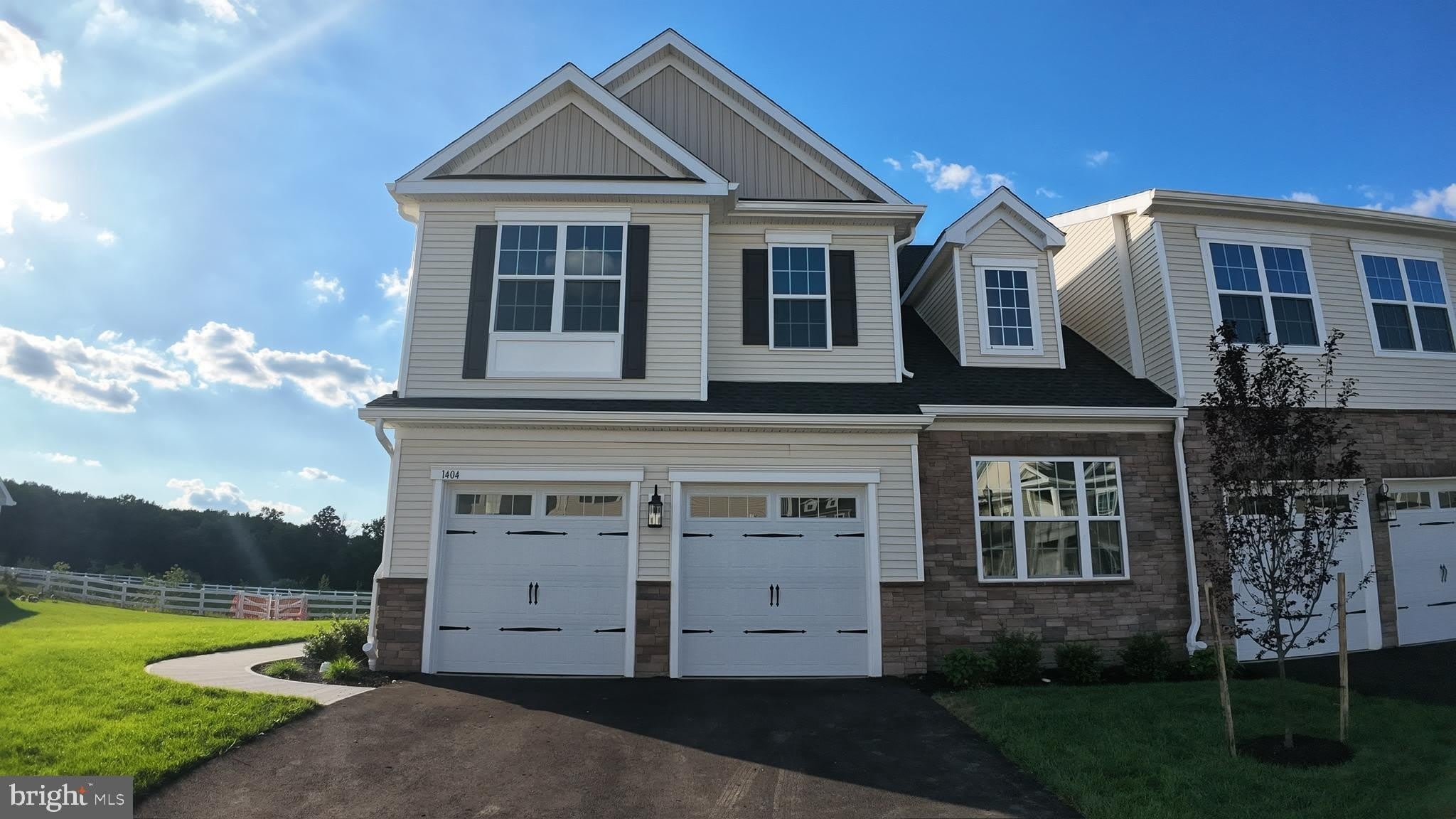 1404 JUSTIN Drive – photo 1
