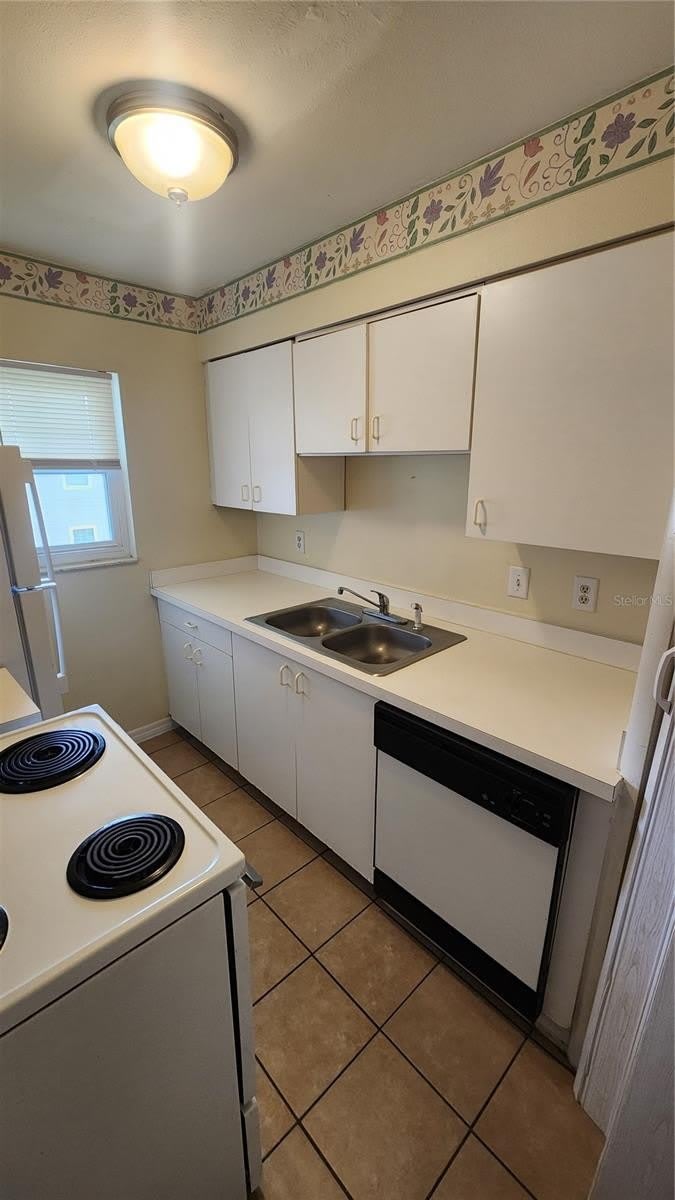 834 SKY LAKE Circle – photo 5