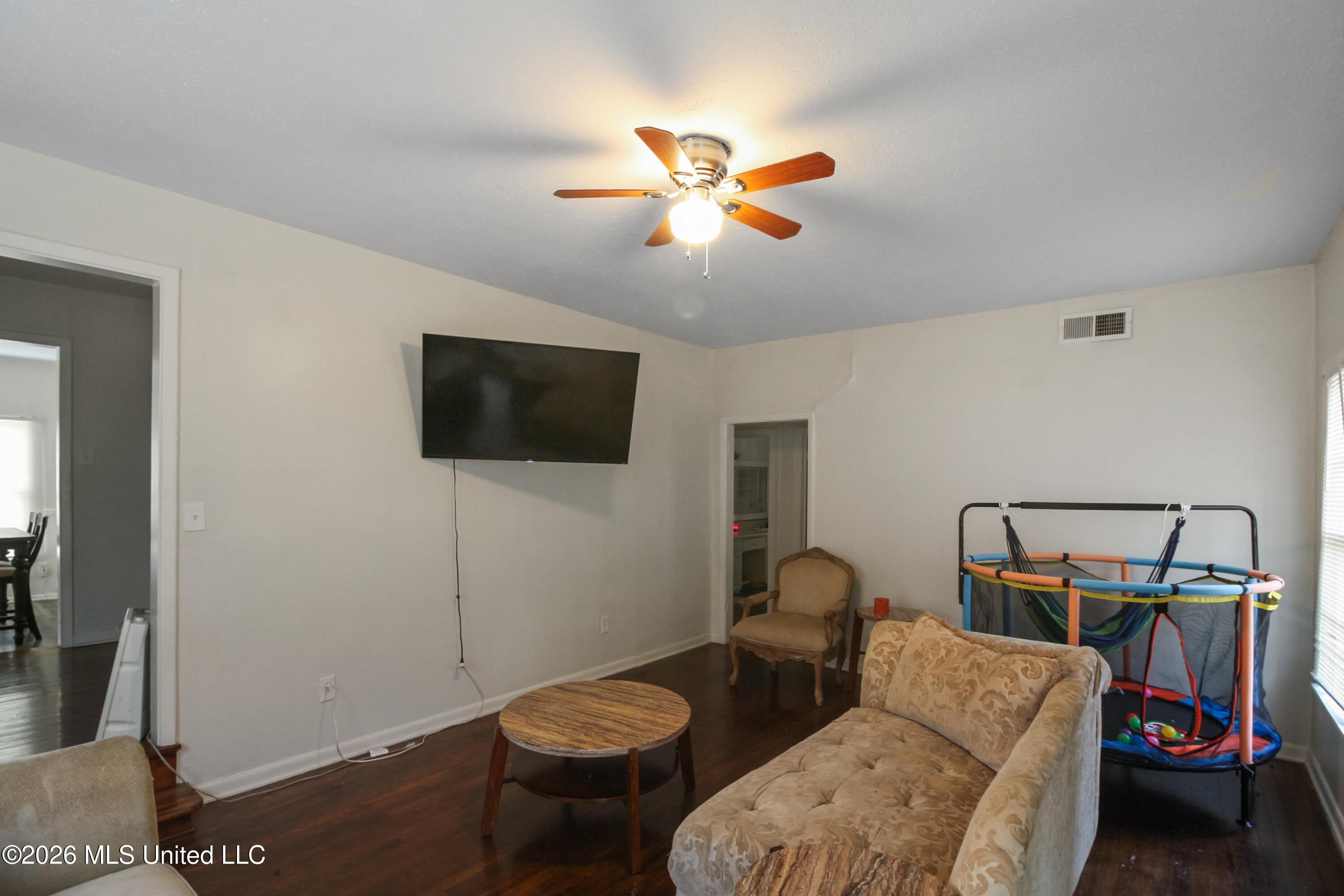 408 Northside Circle – photo 2